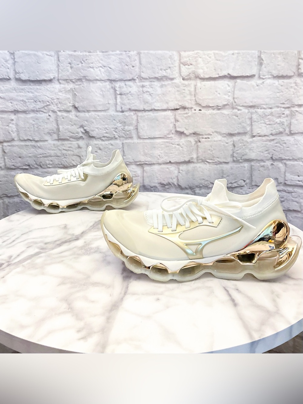 Mizuno x Sorayama Wave Prophecy White Gold Sneakers Men’s US 8 Good - Picture 2 of 11